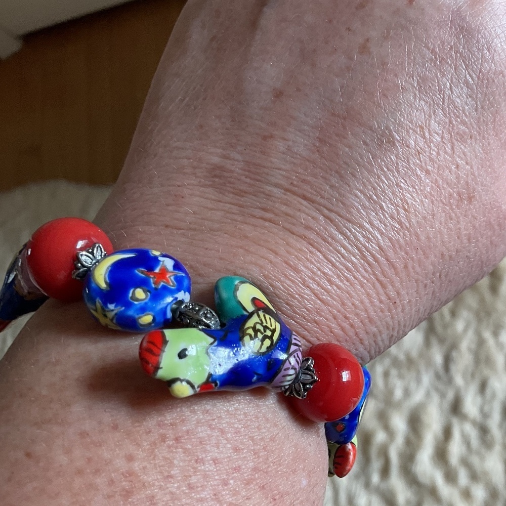NWOT CERAMIC HAND MADE MULTICOLOR BEADS STRECH BRACELET - Picture 6 of 11